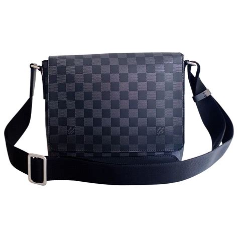 sacoche louis vuitton homme noir|vente de sac louis vuitton.